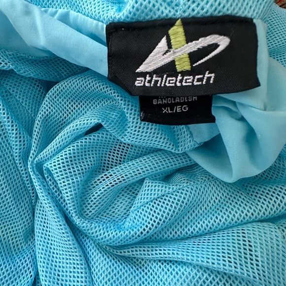 🍁 BUNDLE ONLY - 5/$15 Athletech Lightweight Hooded Jacket, Mesh Lined,, XL - Picture 5 of 5